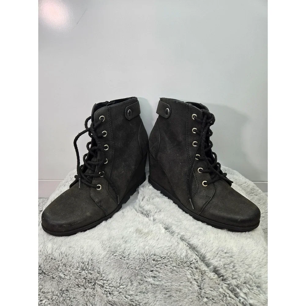 Unr8ed Carbon Wedge Booties Women's 8.5M Black Lace Up Ankle Boots‎ Zip Casual
